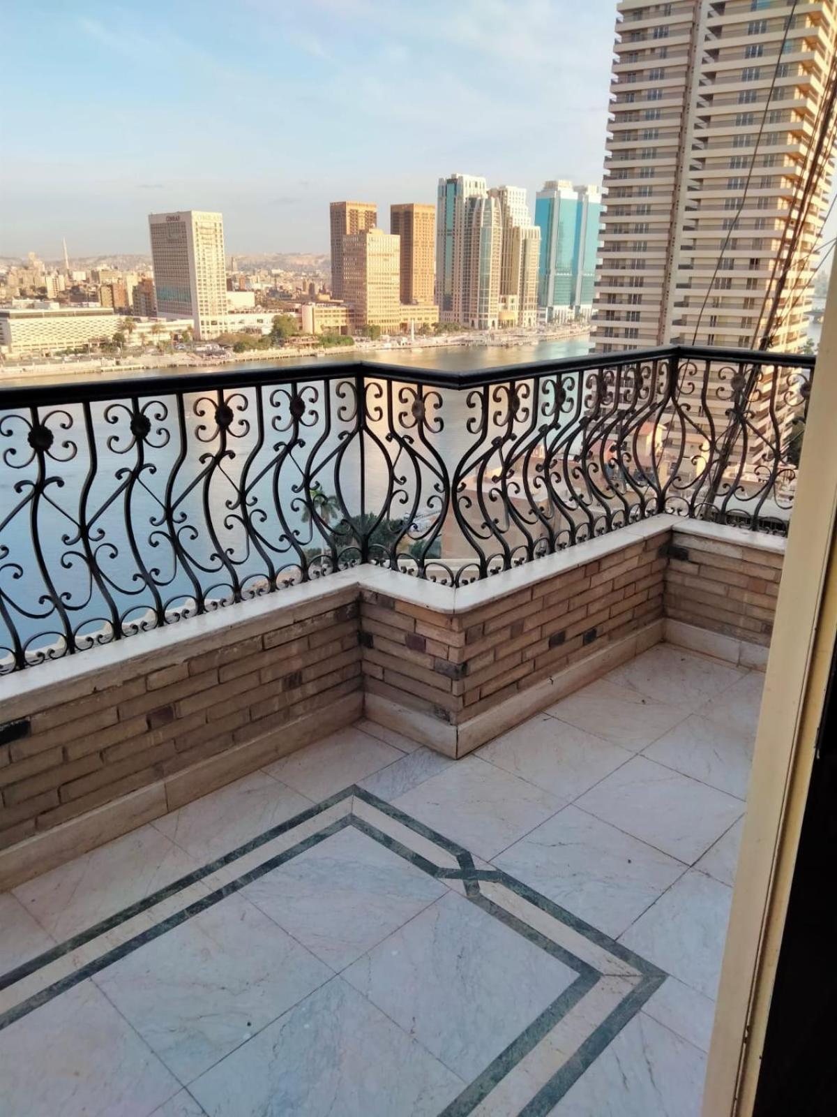 الزمالك علي النيل السفارات Apartment *